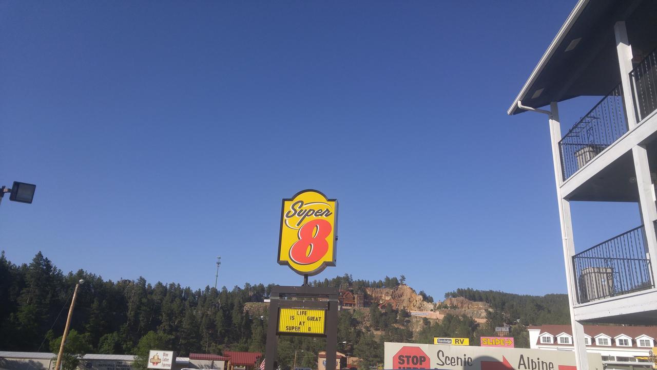 Super 8 By Wyndham Keystone/Mt. Rushmore Exteriér fotografie